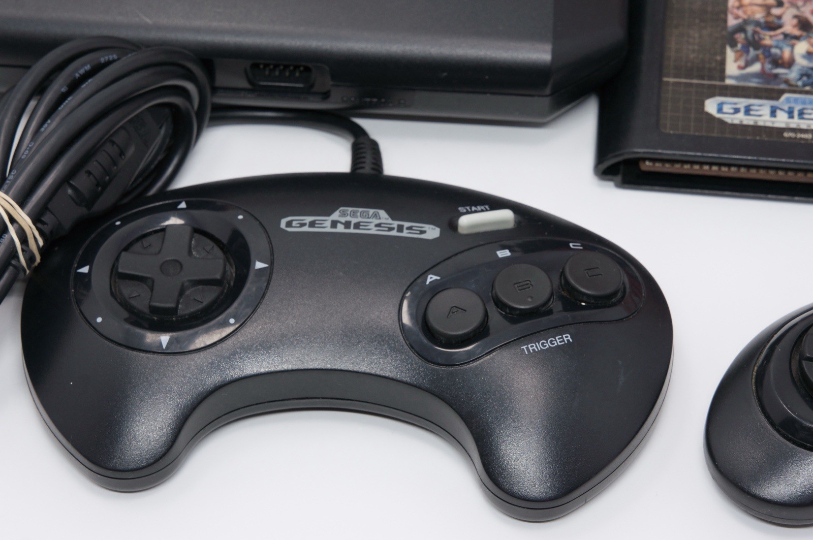 Sega Genesis Model 2 Console Bundle with 2 Controllers & 9 Games Tested/working