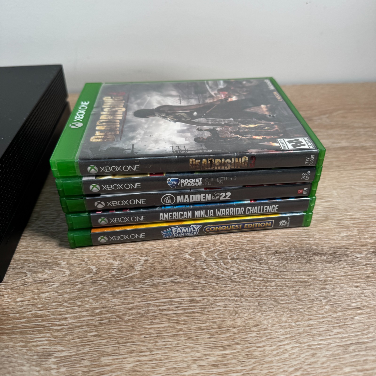 Microsoft Xbox One X (1787) Console Bundle Game + Cables + Controller- Tested!