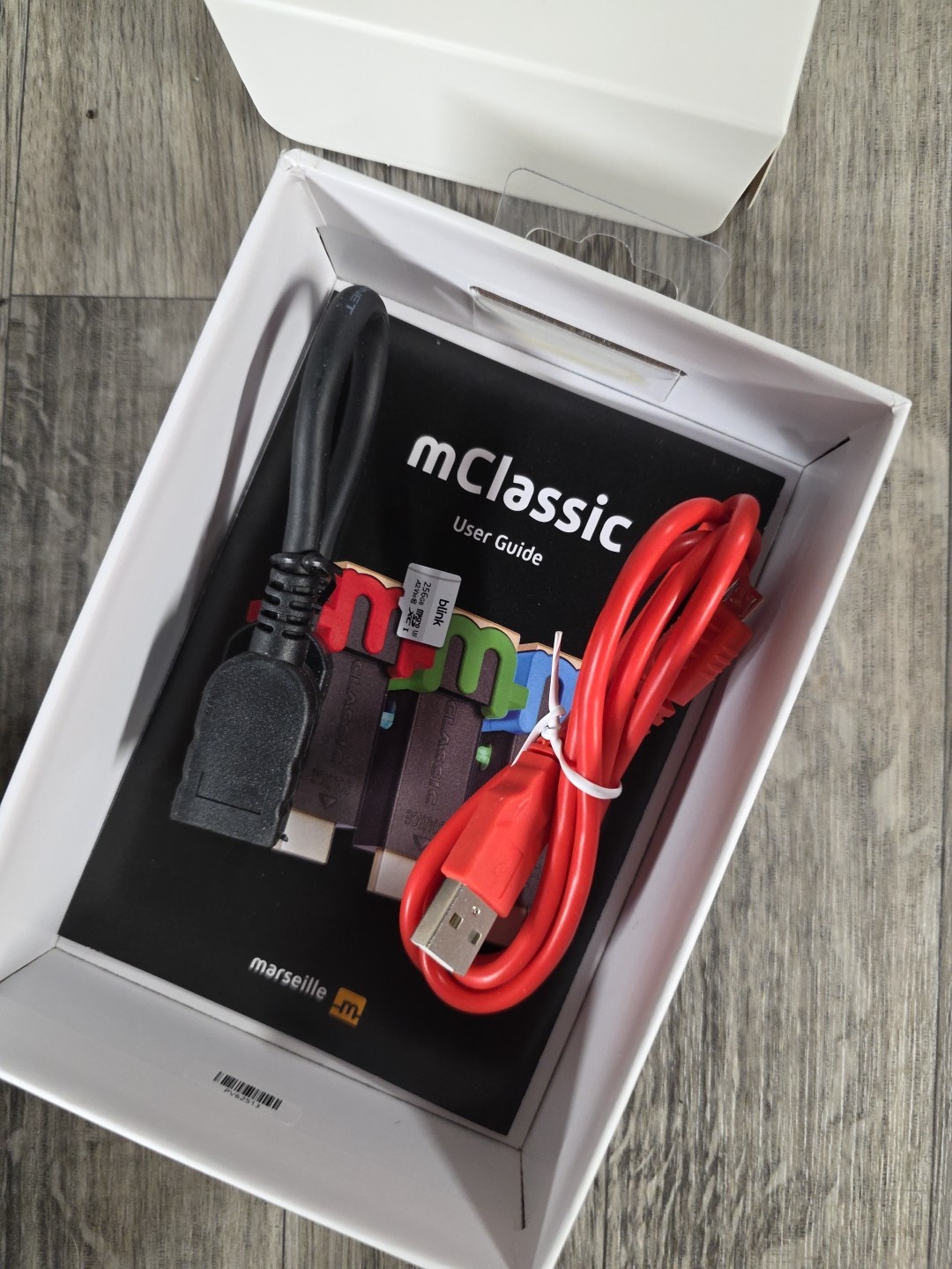 MARSEILLE MCLASSIC RETRO EDITION – RESTORES TV – MC9007-B – BLACK,GREEN,GOLD