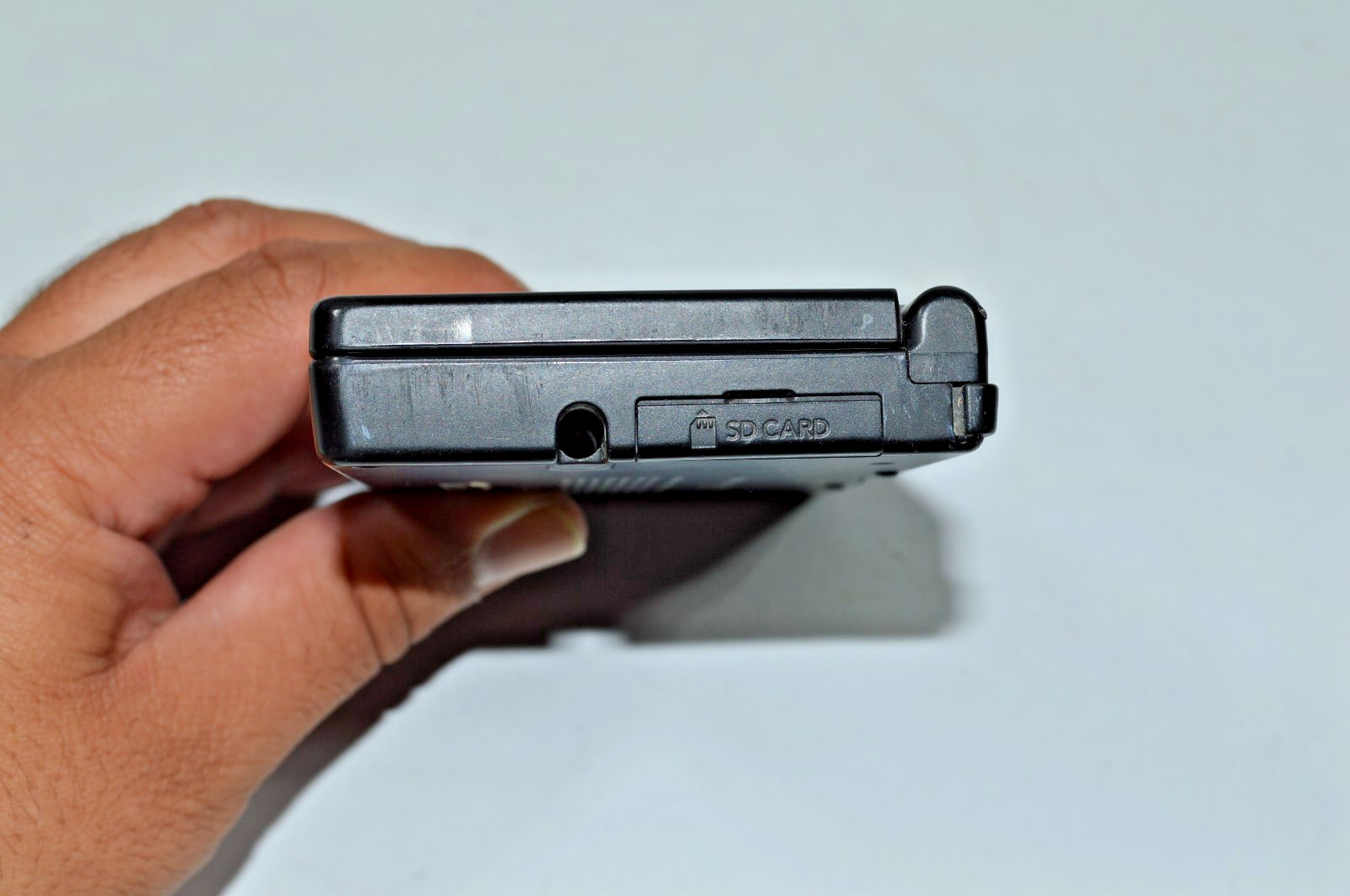 ***WATER DAMAGED*** Nintendo DSi TWL-001, Black *PARTS/REPAIR-SOLD AS IS*