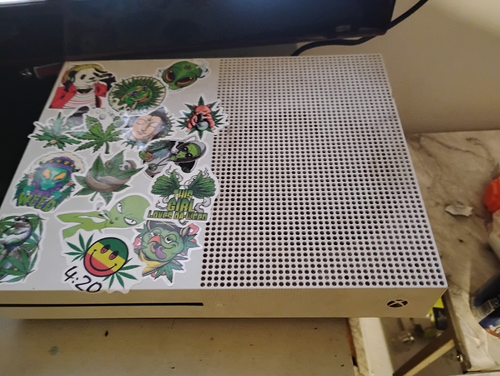 PS4 custom paint job Xbox One with over $100 video games