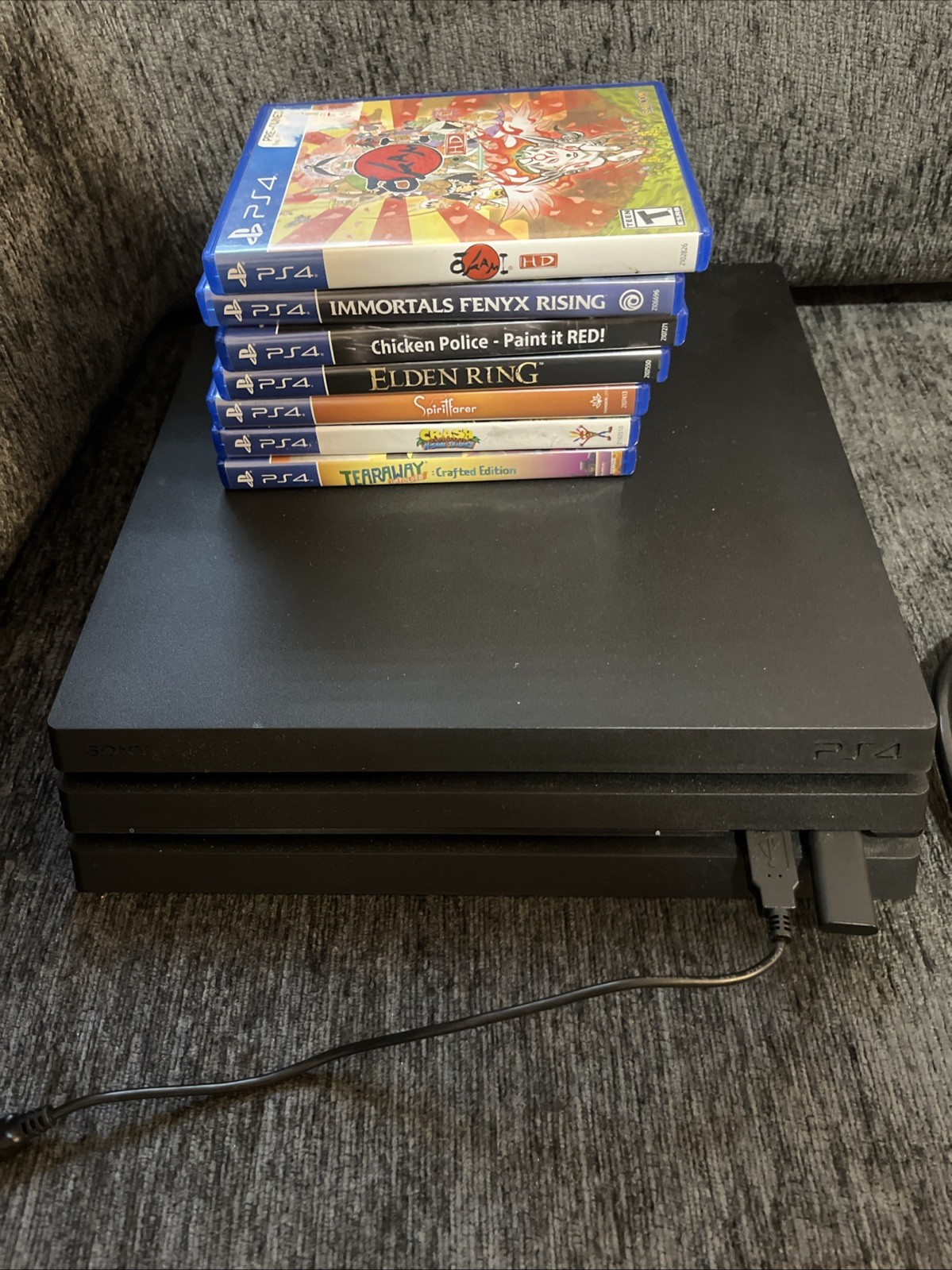 sony playstation 4 Cuh 7015b 1 Tb Game Bundle