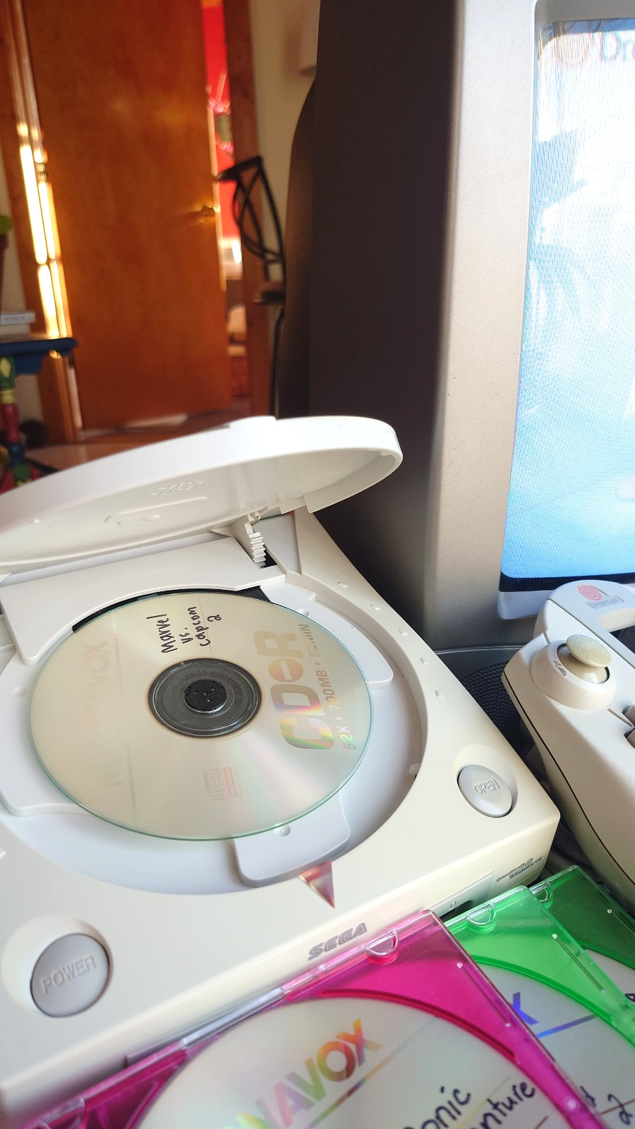 Sega Dreamcast Console + controller, *NEW CLOCK BATTERY* tested, working.