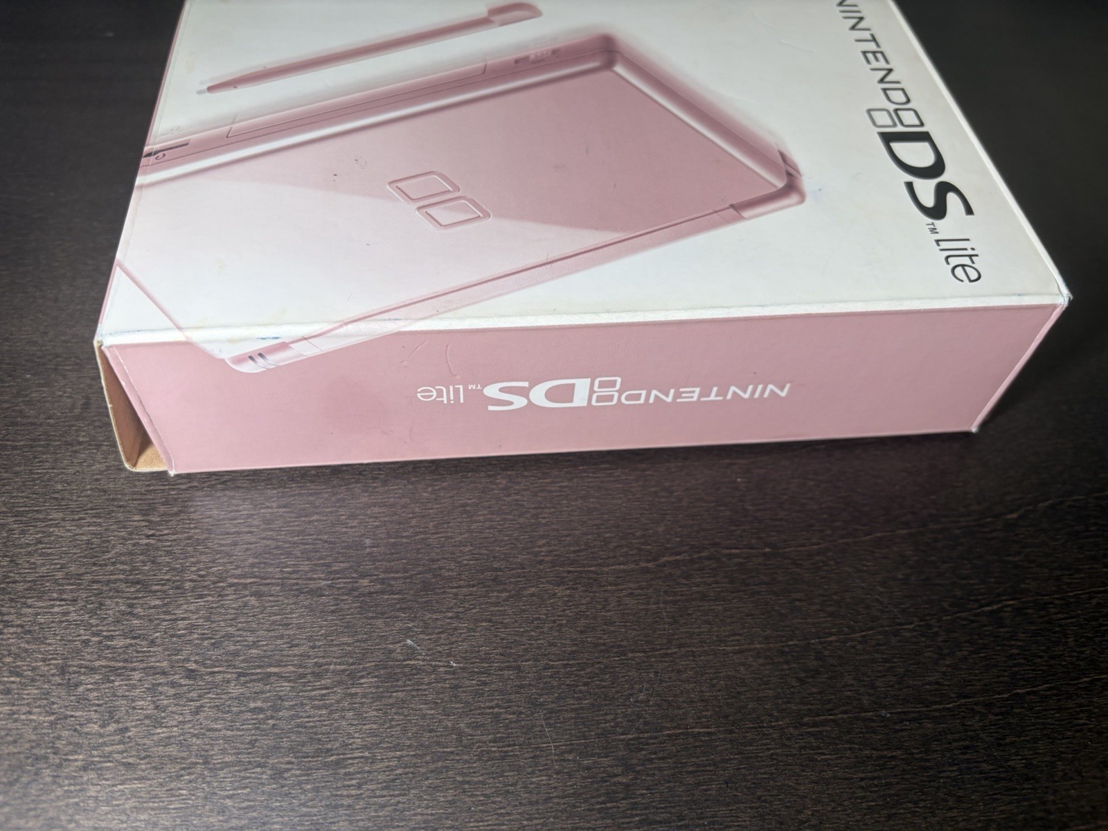 Near Mint – Nintendo DS Lite Handheld System – Pink Metallic Rose – Extras