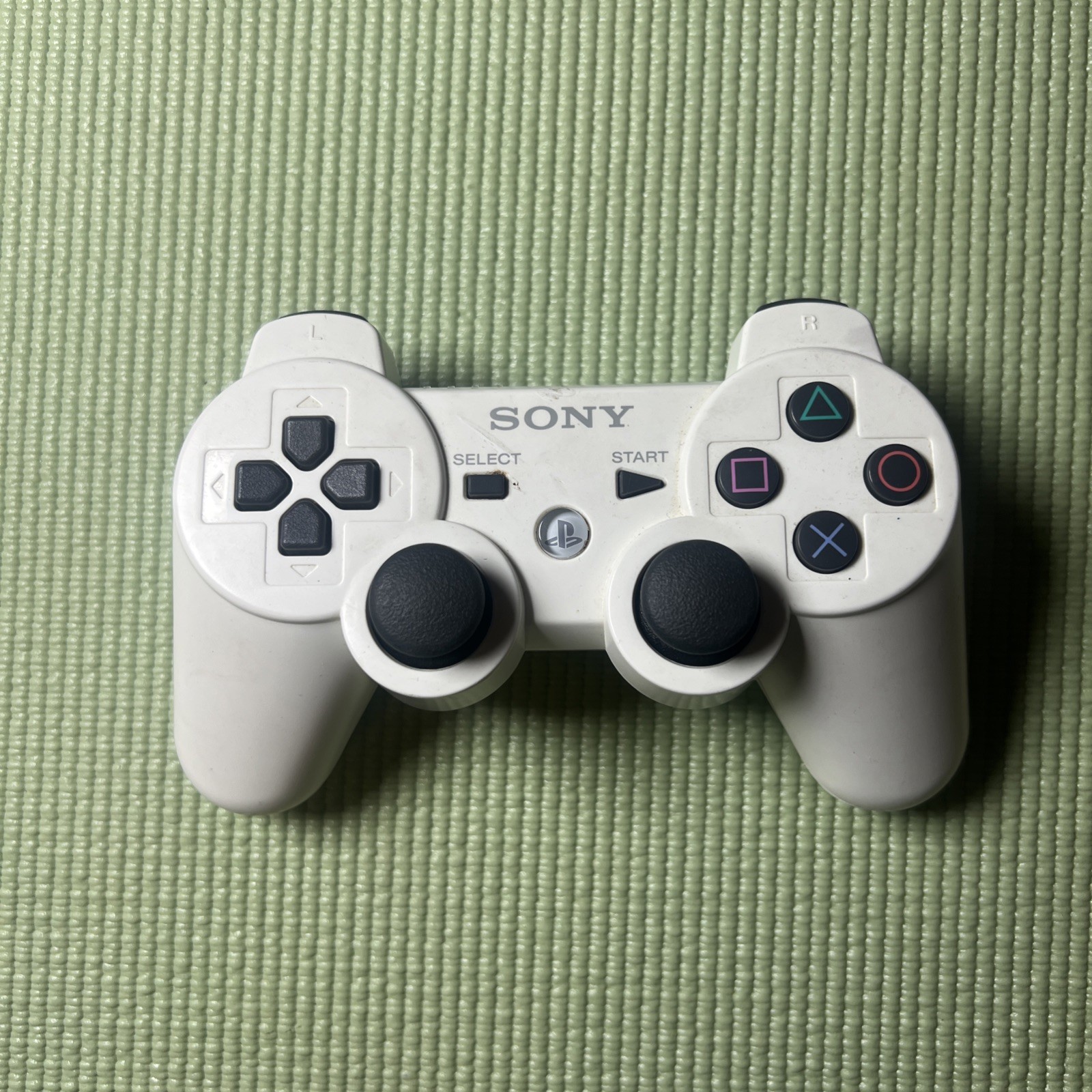 Sony PlayStation 3 – Charcoal Black System + Controller