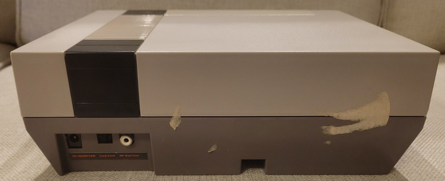 Nintendo Entertainment System NES Console Only (NES-001) No Composite Video READ