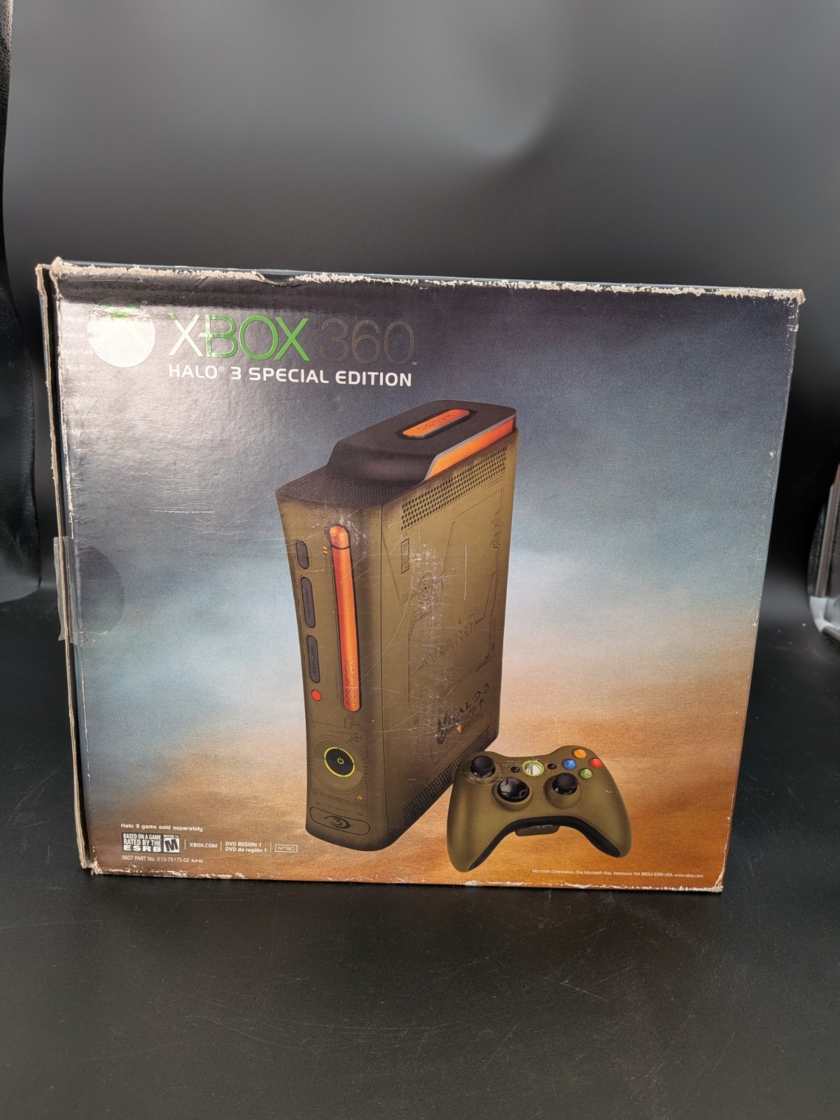 Halo 3 special edition xbox 360 console- Green Edition With Original Box