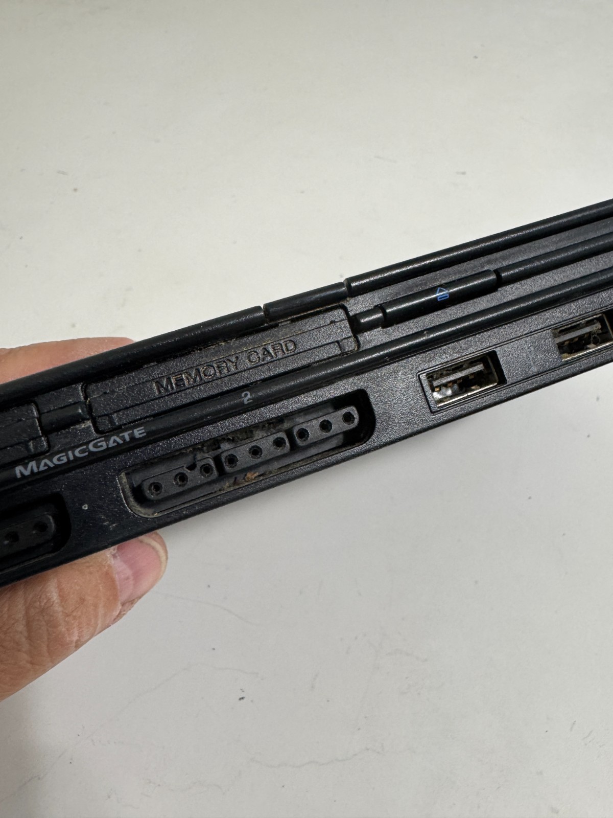 PlayStation 2 Slim SCPH-70012 Console Untested No Pwr Crd 2 Controllers (e31)