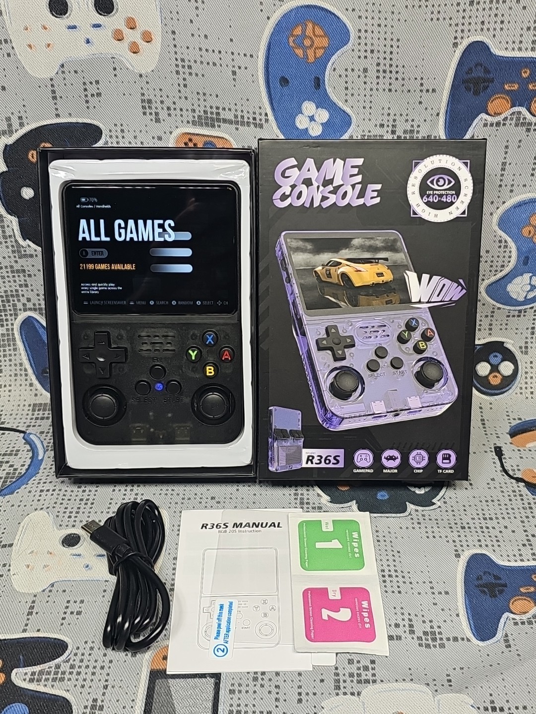 R36S Ultra Handheld Game Console 3.5 Inch IPS Screen 20000+ Games BLACK ONLY NEW
