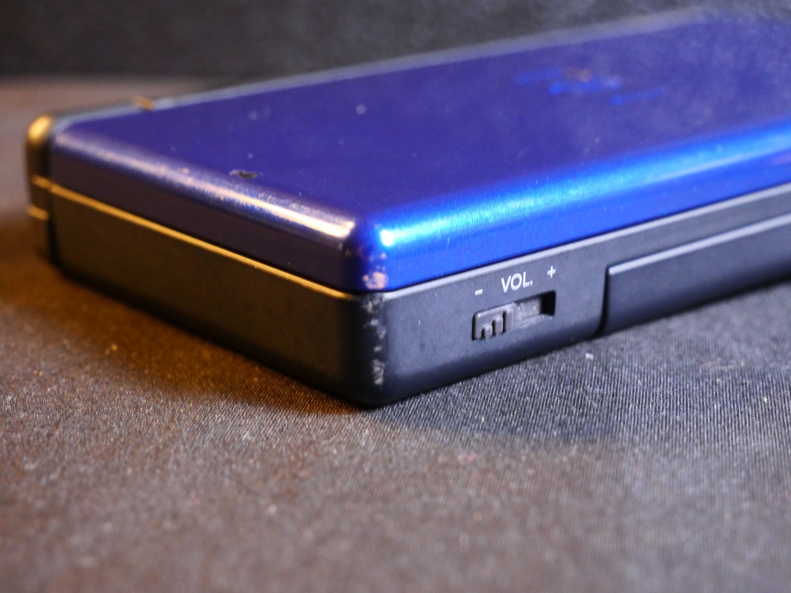 Nintendo DS Lite Blue/Black W/ Charger, Spore, Cars 2, Shrek Smash n’ Crash