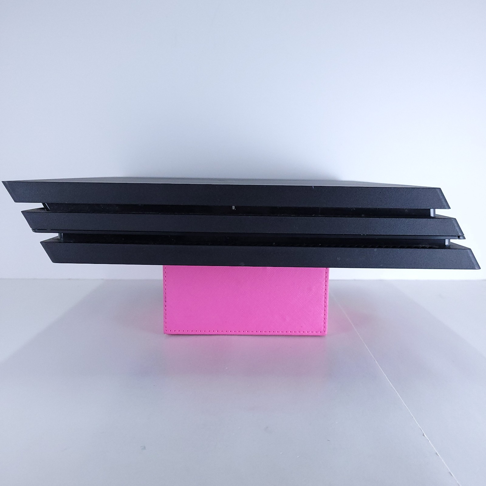 Sony PlayStation 4 Pro 1TB Console model CUH-7015B w/Rose Gold Controller