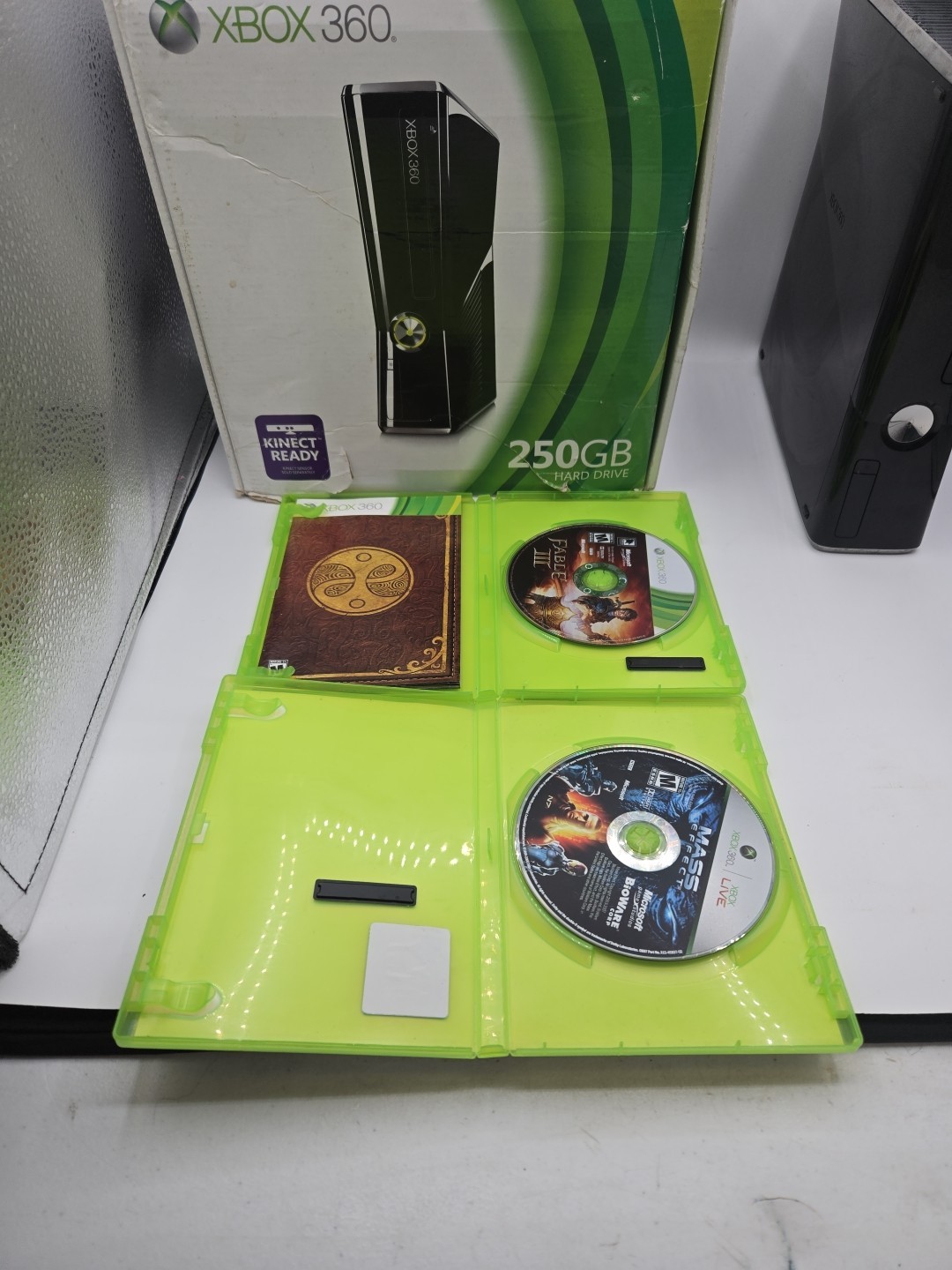 Microsoft Xbox 360 Launch Edition 250GB Glossy Black Console In Box Bundle Games