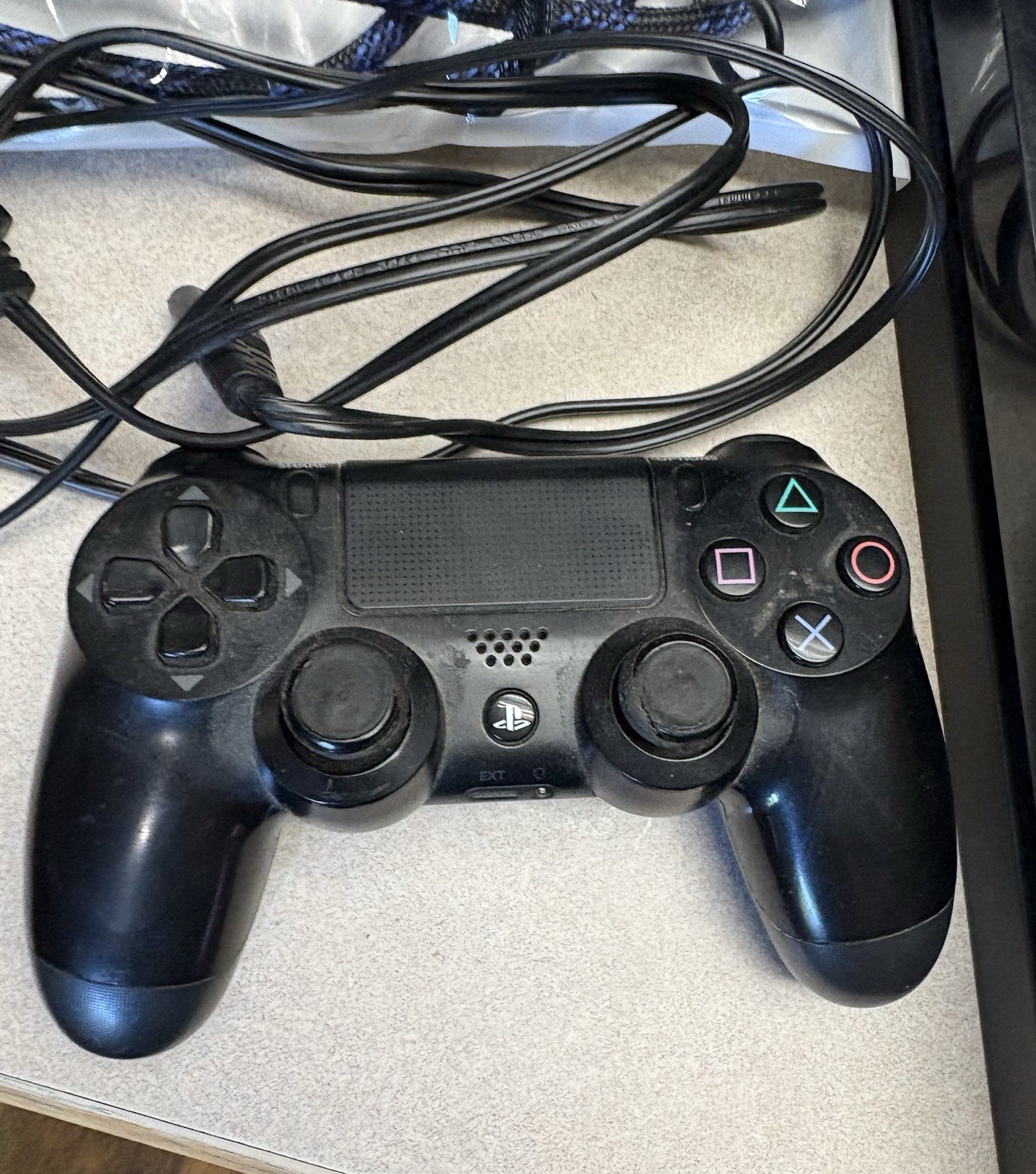 Sony PlayStation 4 PS4 500GB Console CUH-1001A Controller, Power Cable,ext.drive