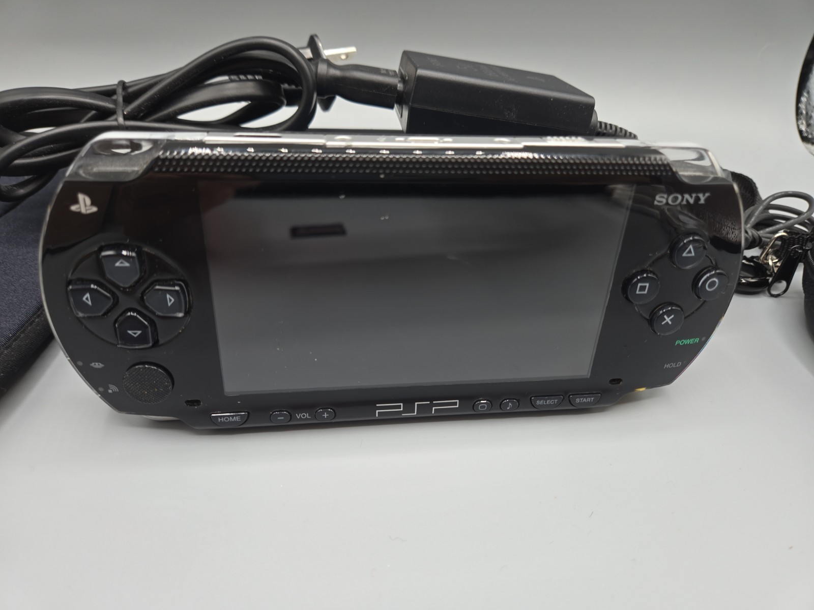 Sony PSP-3001 Bundle – 4 Games 3 Movies+ Case + Charger + New Battery – Tested