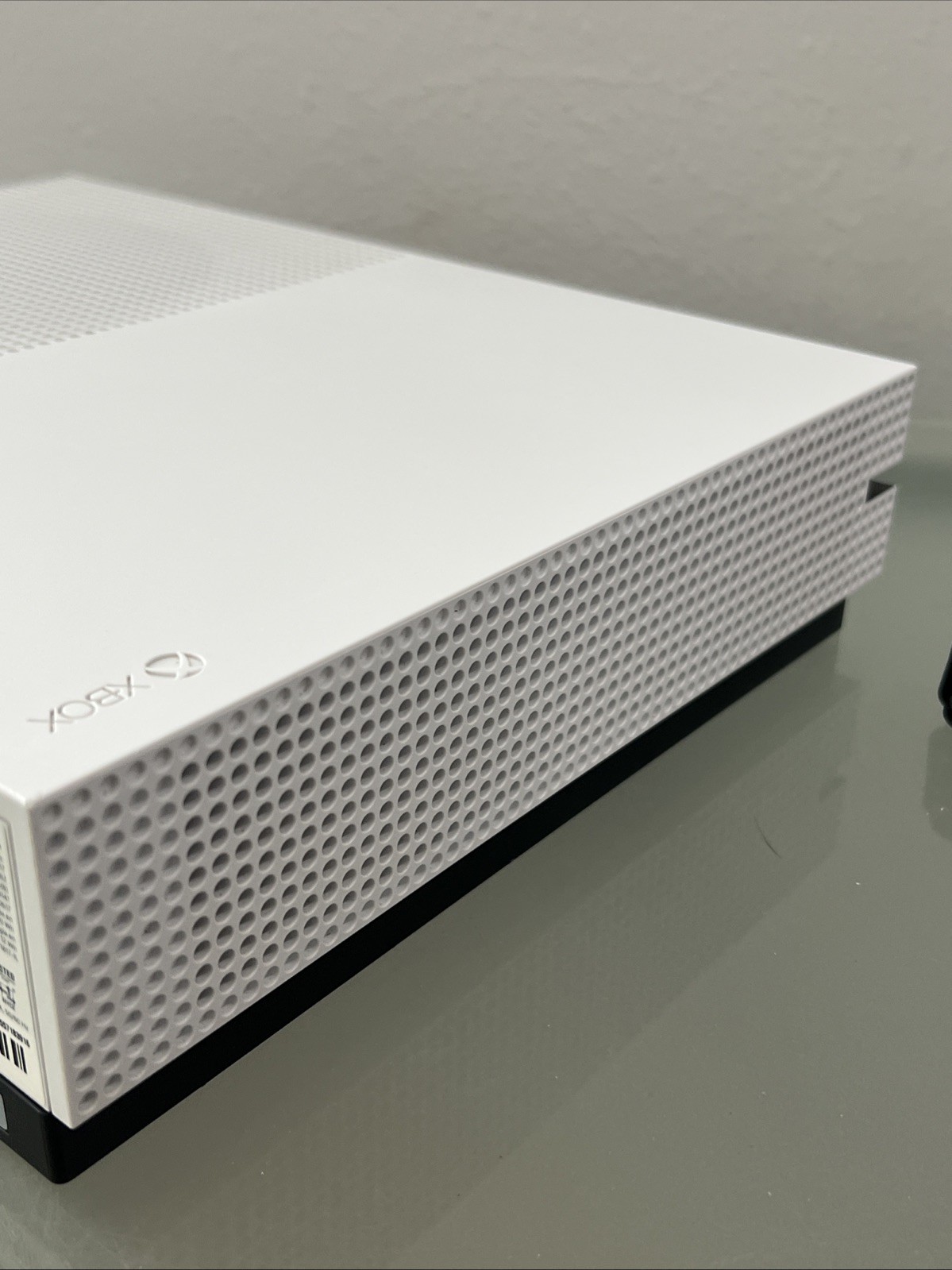 Microsoft Xbox One S 800GB Console Only White 1681 WORKING