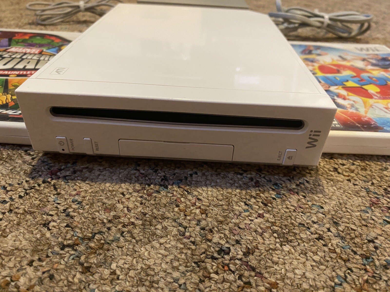 Nintendo Wii RVL-001 512 MB Home Console – White With Games And Cables
