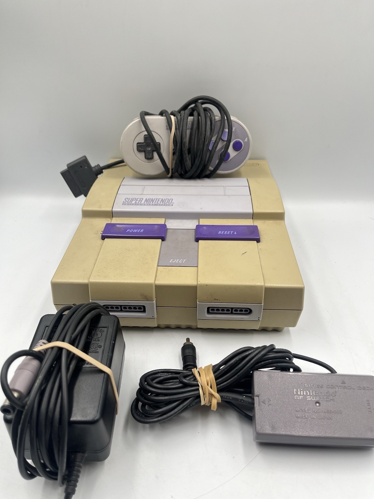 Super Nintendo SNES Console Bundle Oem With Controller All Cables Tested