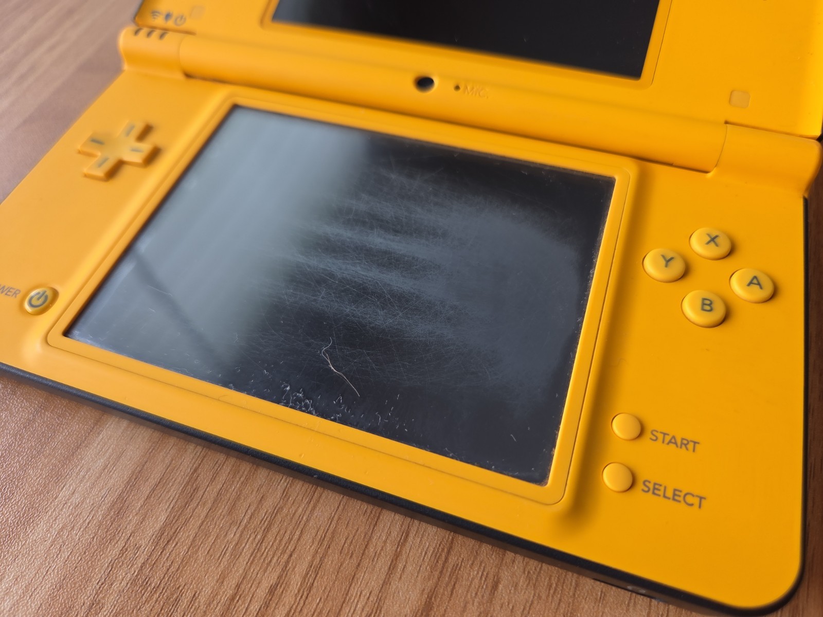 Nintendo DSi LL XL Yellow Console Japan W/charger US SELLER
