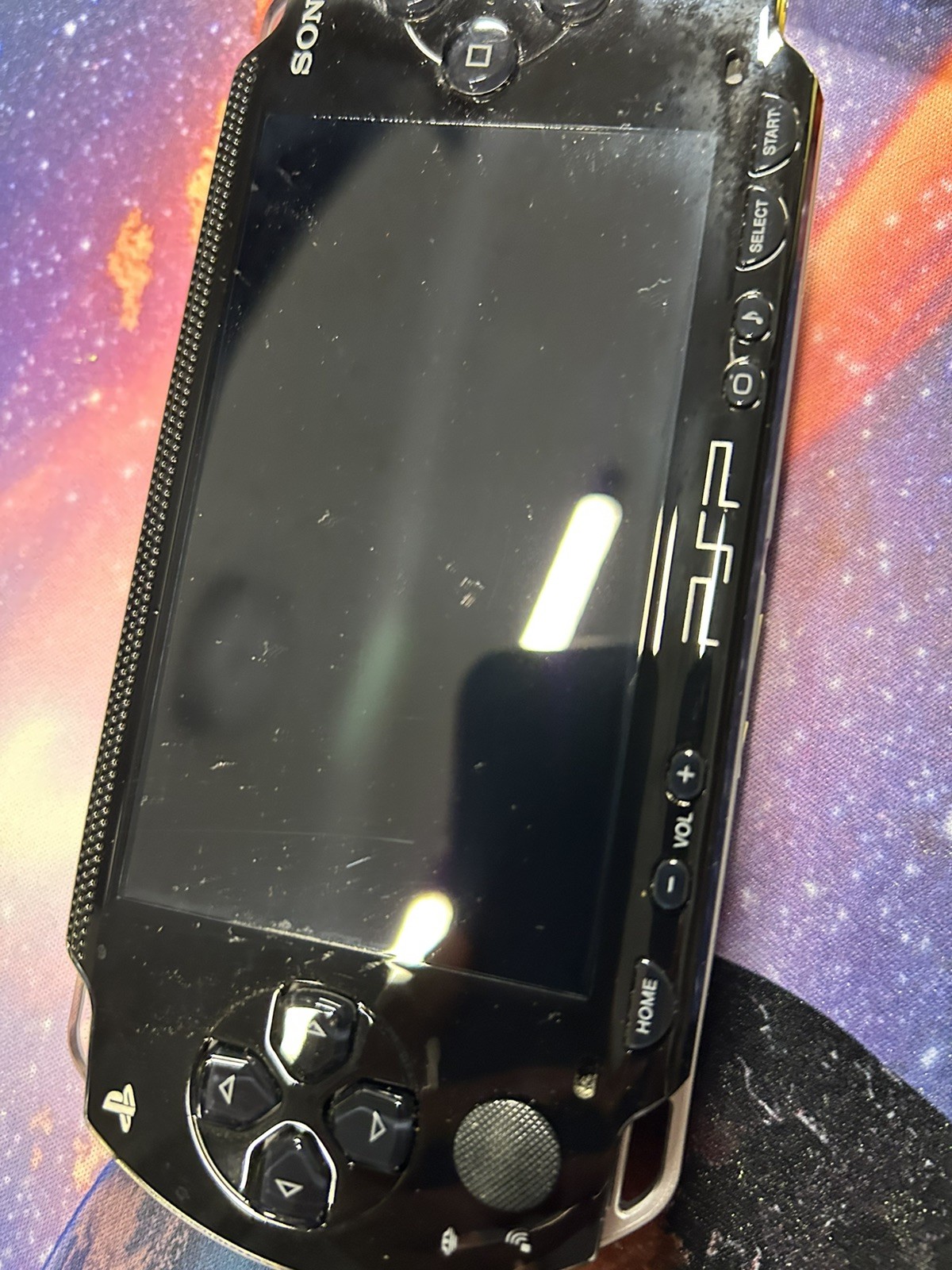 Sony PSP 1000 Black Console 32MB, Extra Battery Case Very Light SCRATCHES