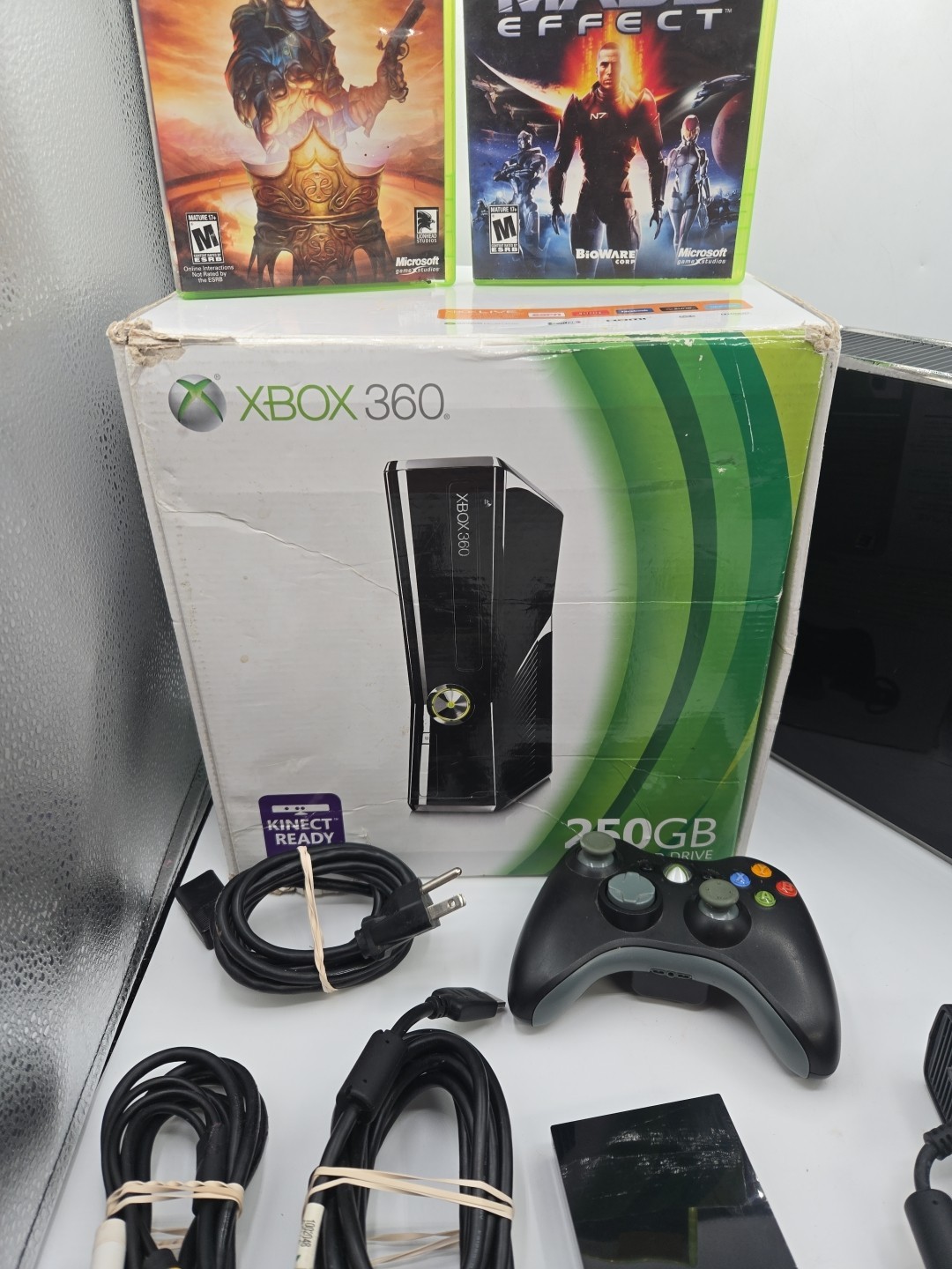 Microsoft Xbox 360 Launch Edition 250GB Glossy Black Console In Box Bundle Games