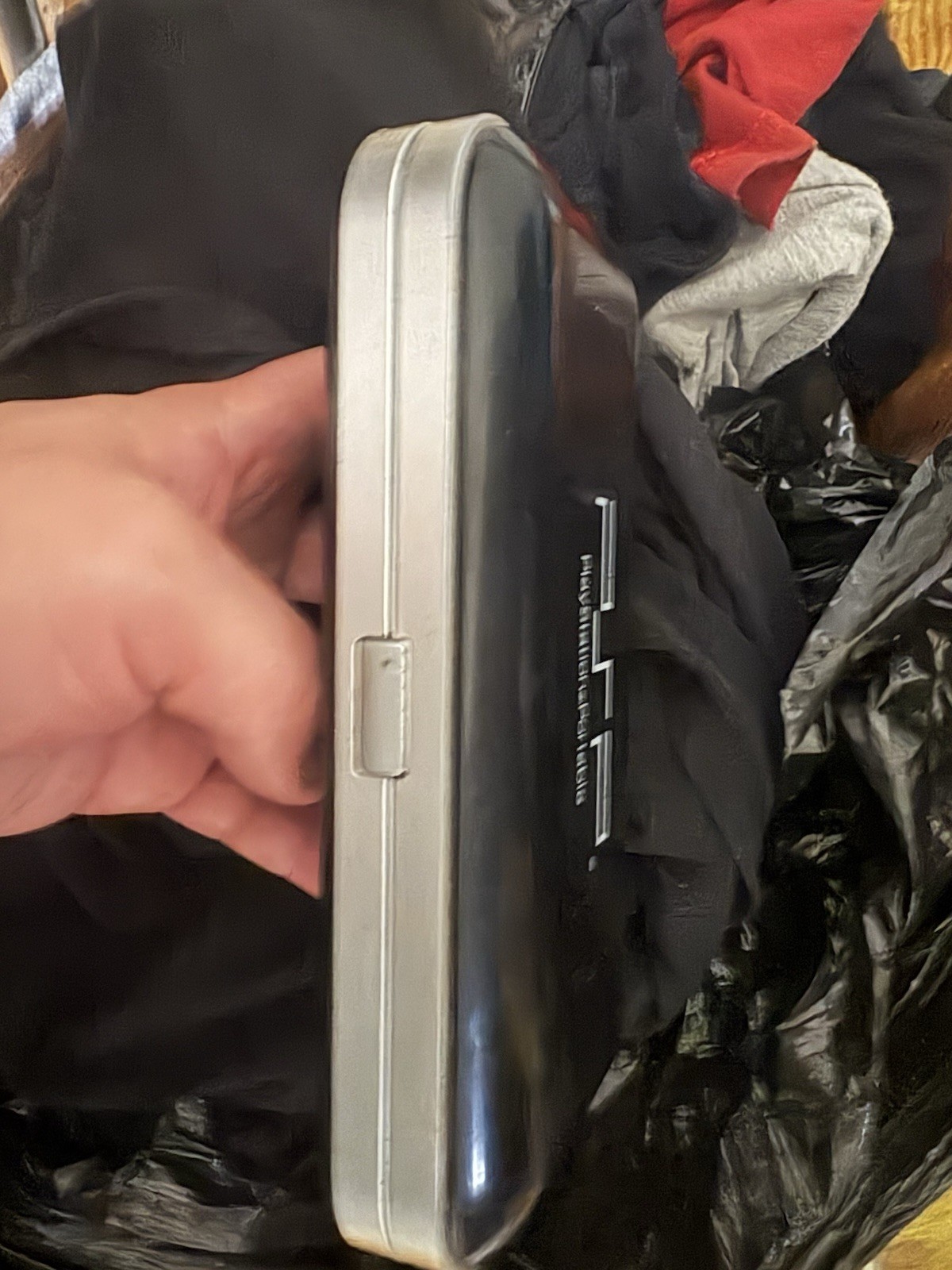 Sony PSP 2001 Slim Launch Edition Handheld System – Silver