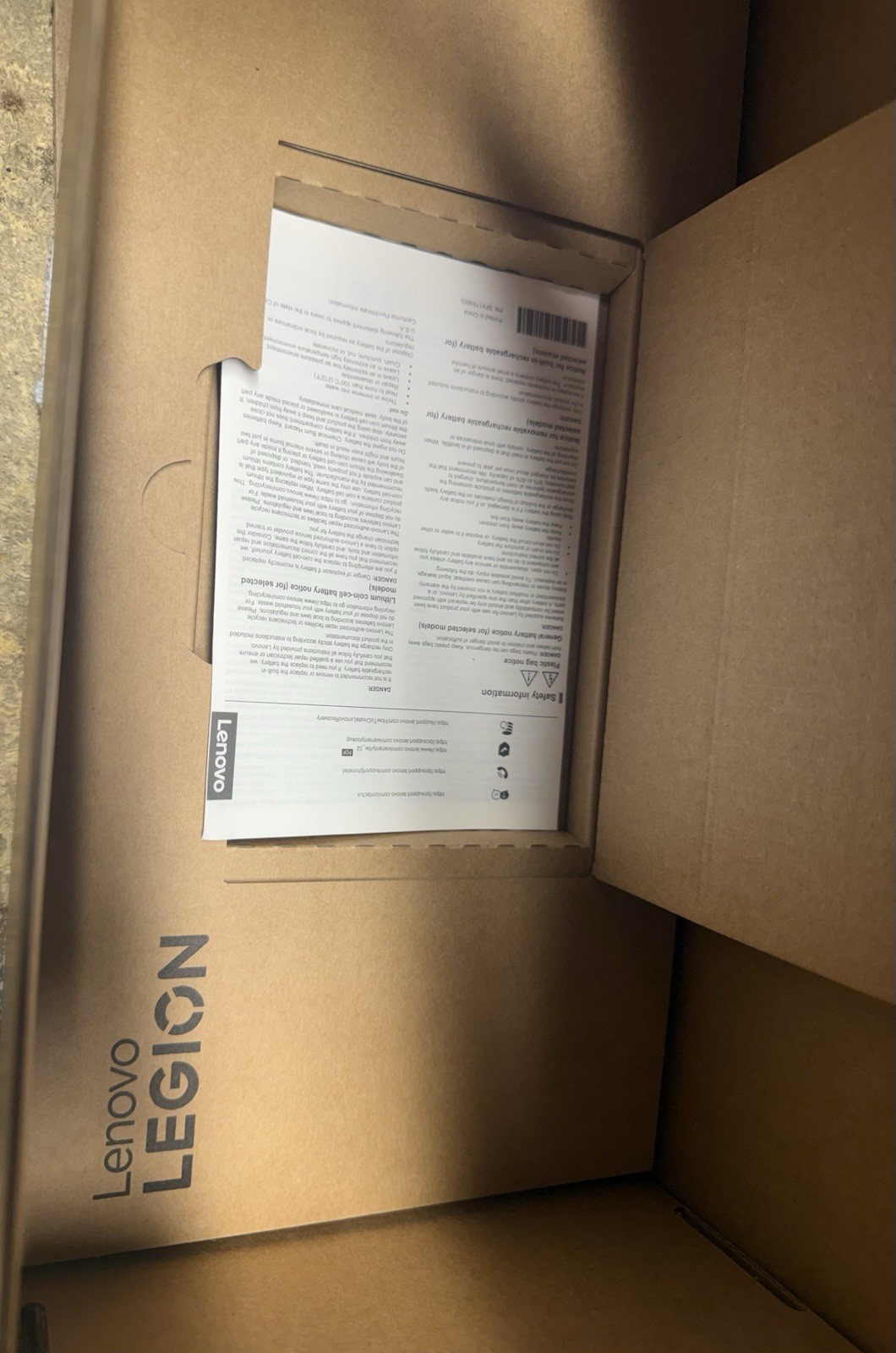 Lenovo Legion Go S Ryzen Z1 Extreme, 32GB RAM, 1TB SSD, SteamOS, Sling Case WP