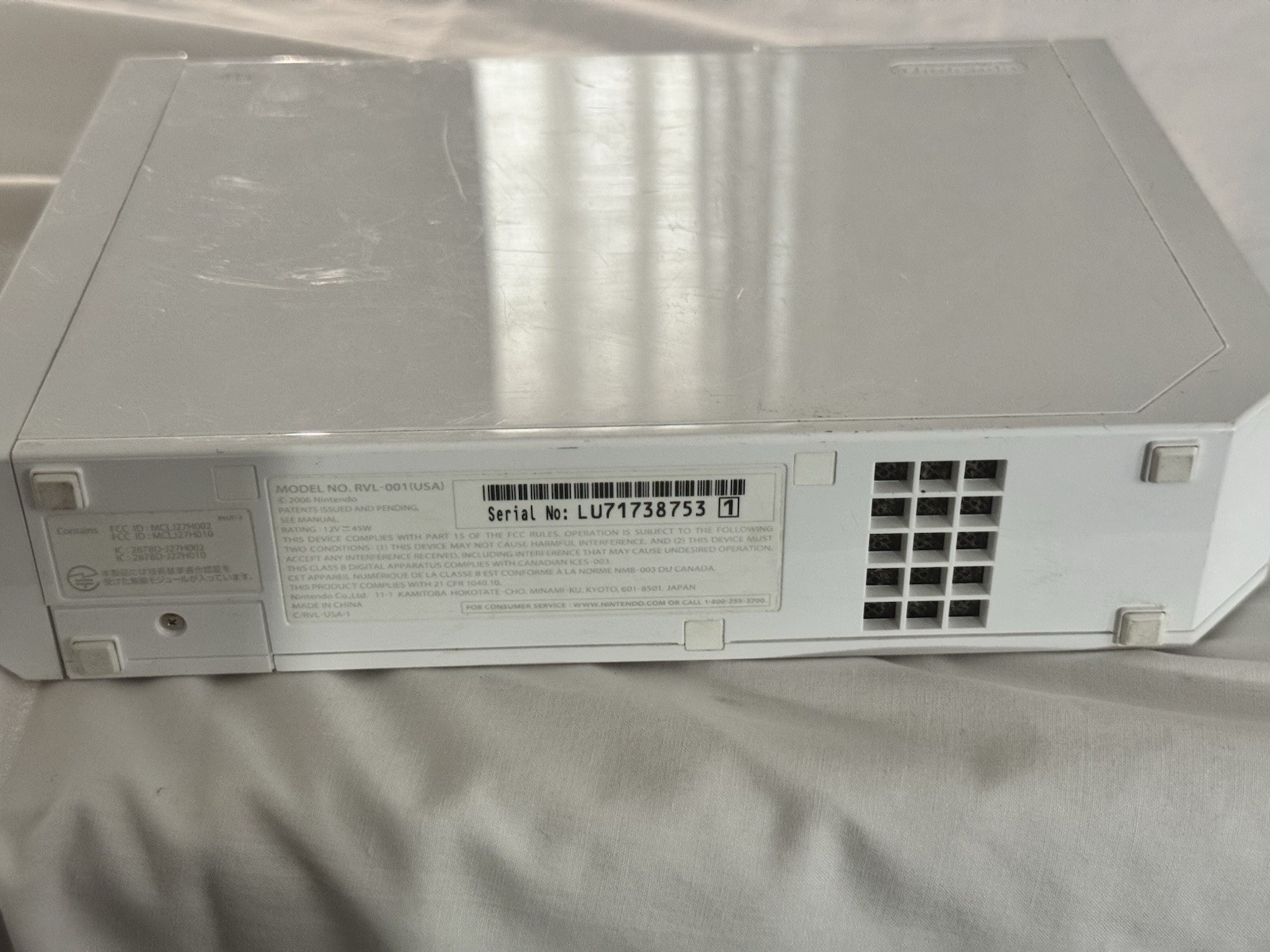 Nintendo Wii RVL-001 512 MB Home Console – White