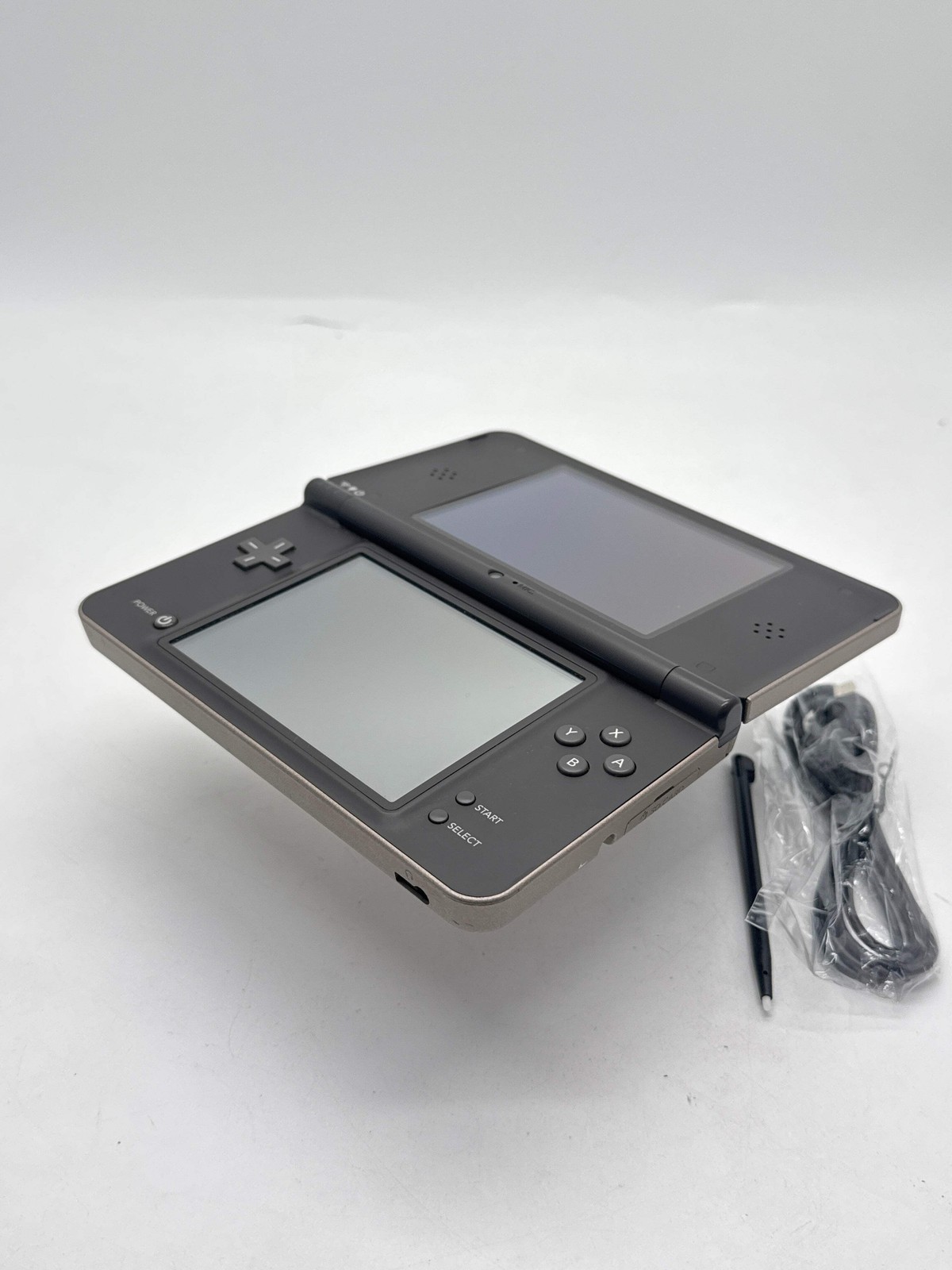 Nintendo DSi LL UTL-001 Brown Console #412 w/ Stylus & Charger BAD DISPLAYS AS I