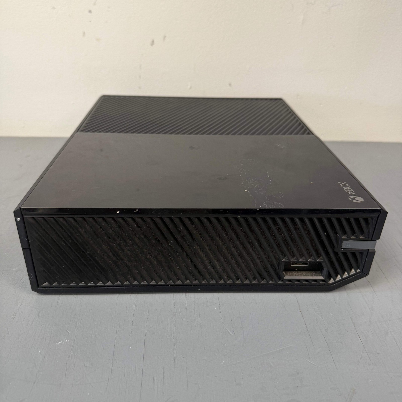 Microsoft Xbox One 500GB Console Gaming System Only Black 1540