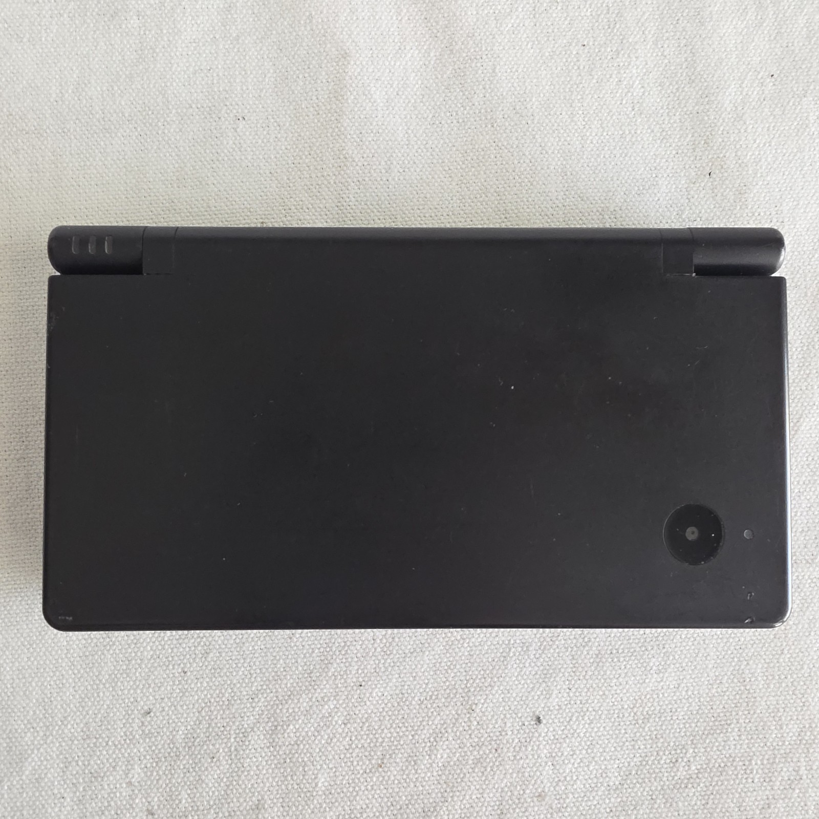 Nintendo DSi Game Console Only For Parts & Repairs (Black )