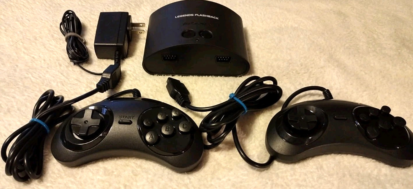 At Games Legends Flashback HDMI 100 Games Console & 2 Controllers NO MANUAL B2