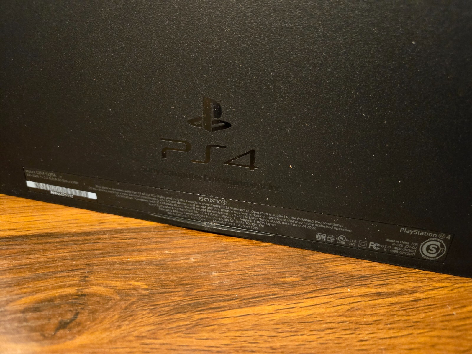 Sony PlayStation PS4 Fat Console With OEM Controller In Box