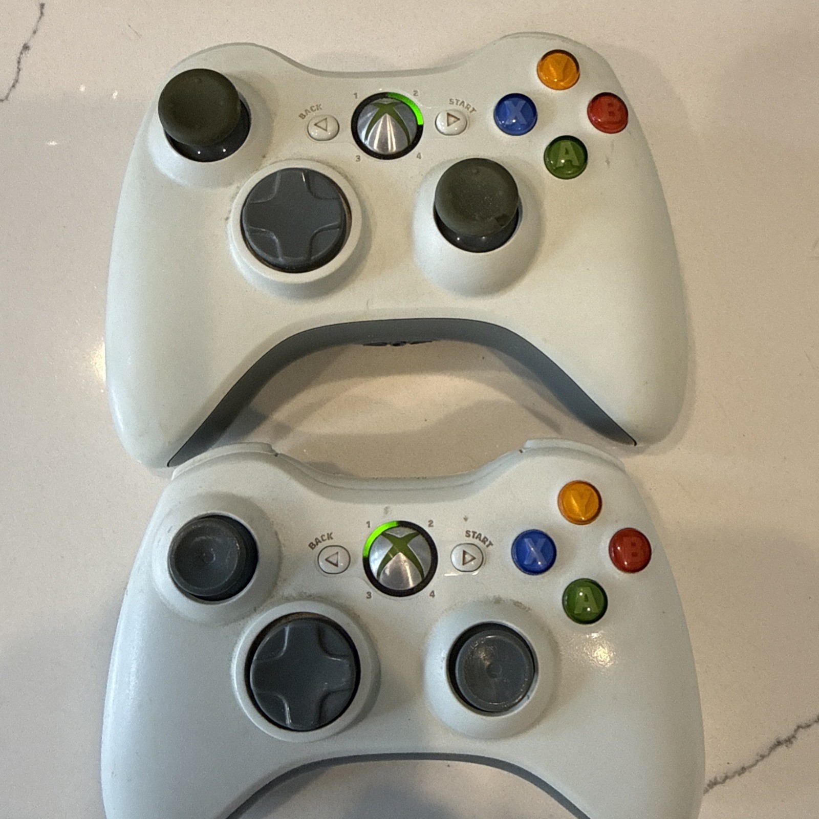 Microsoft Xbox 360 Pro Console-White-TESTED Parts Due to age & Cleaning. Read!!