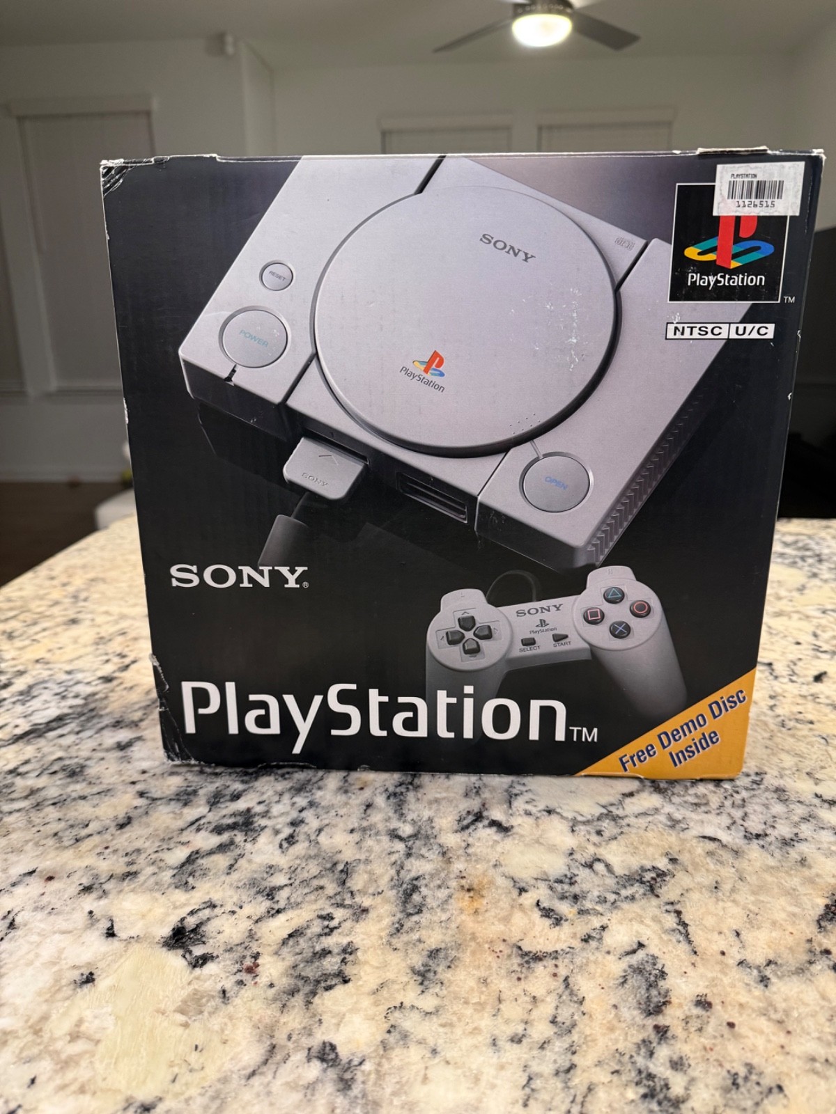 PlayStation PS1 SCPH-1001 «Property of EA Canada» Matching serial. READ!