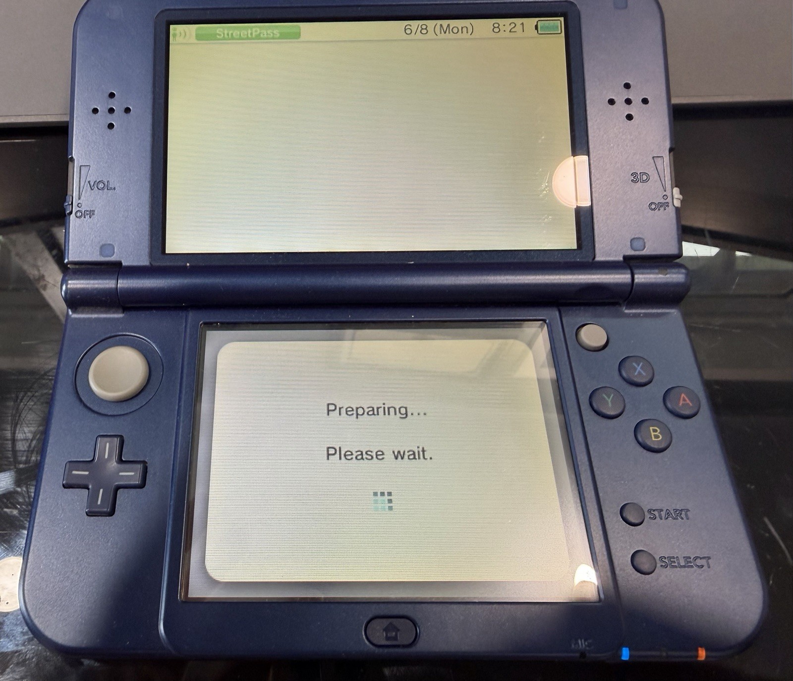 Nintendo New 3DS XL Galaxy Edition Handheld System Game Card Slot Needs Replaced