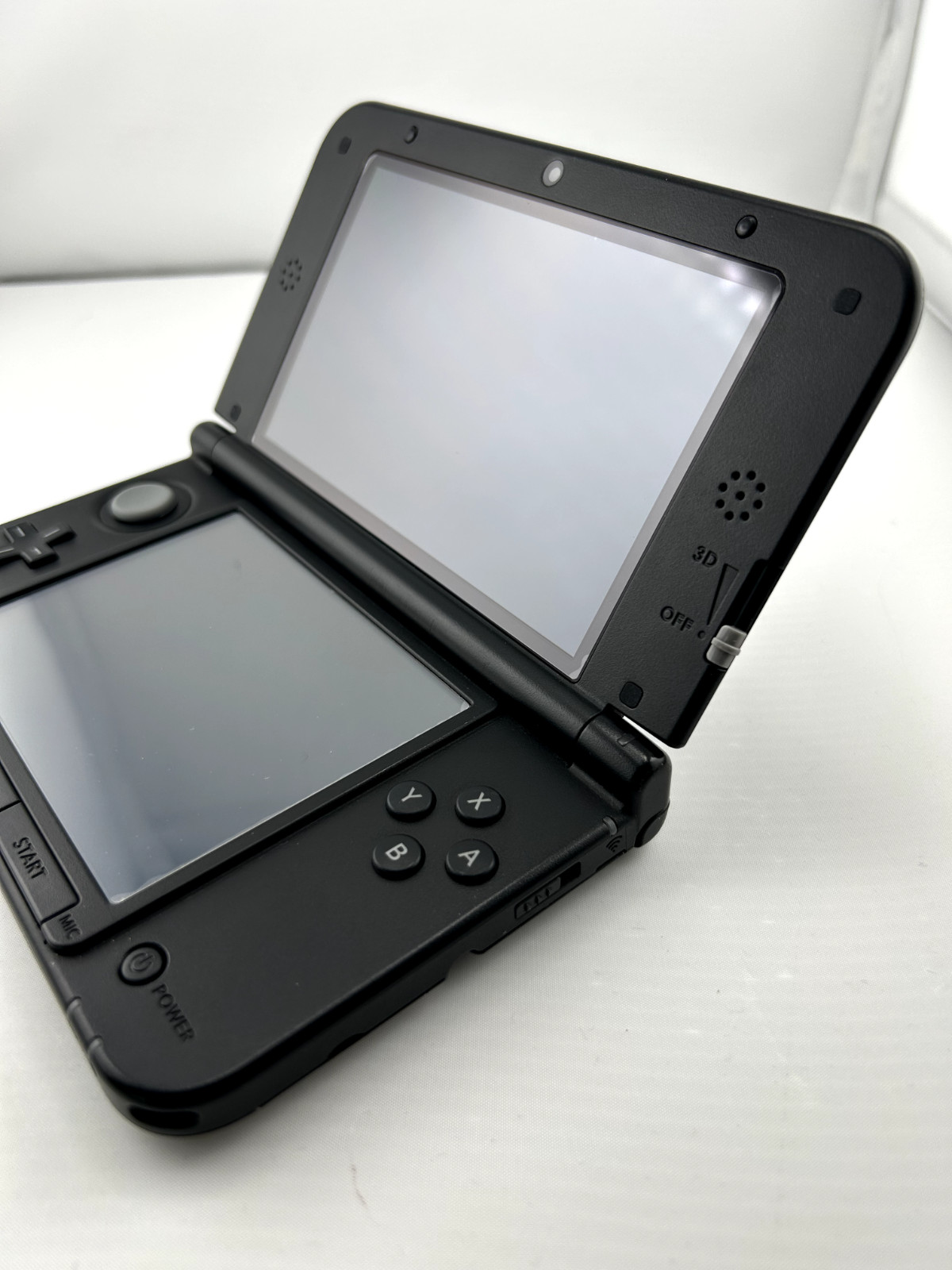 [S-rank] Nintendo 3DS LL Persona Q Edition with Charger/Stylus Region is Japan
