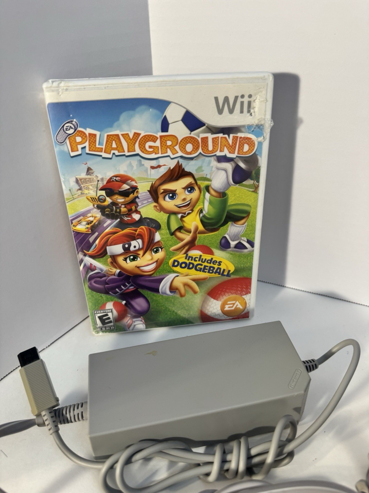 Nintendo Wii Console White Bundle W/ Remote Nunchuck motion Plus 3 Games TESTED