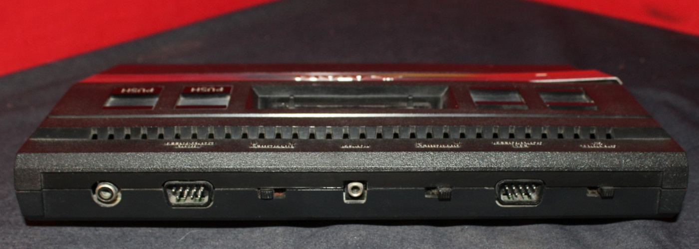 Vintage Atari 2600 Jr. Junior W. Controller and Power Cable, Needs RF AO4077709