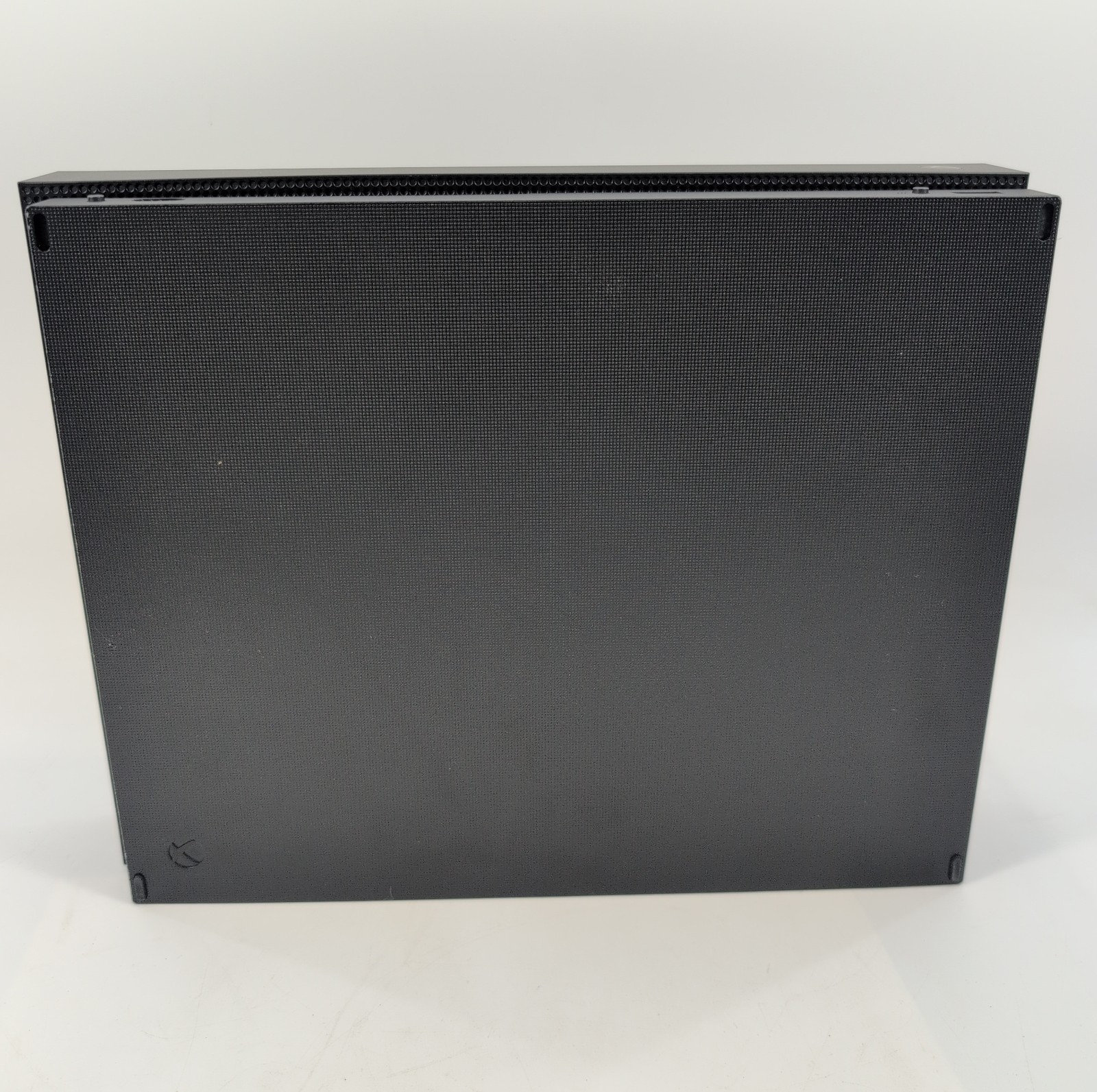 Xbox One X (Model 1787) Console ONLY (WONT STAY ON – Buzzing Sound) Parts/Repair