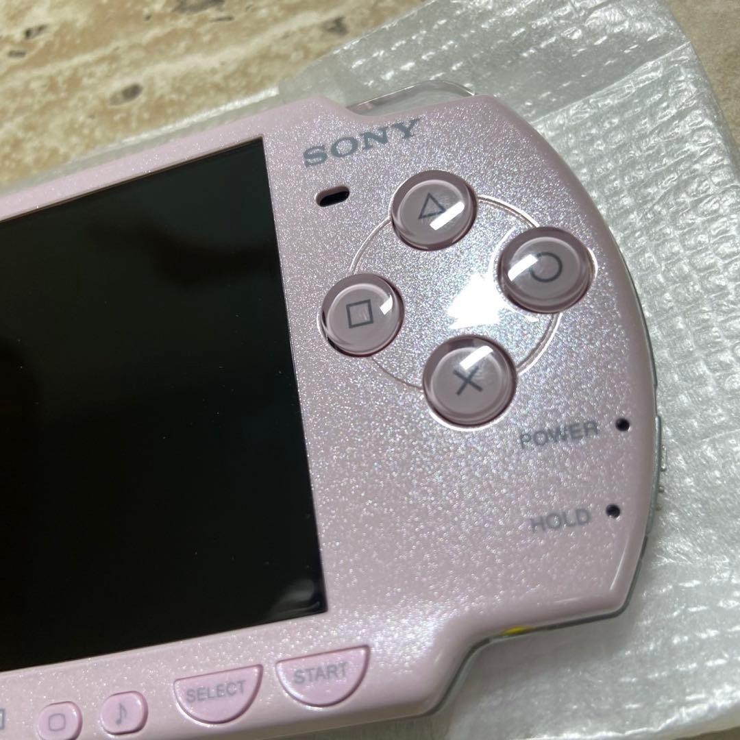 Sony PSP 2000 Rose Pink Almost Unused Complete in Box 6758