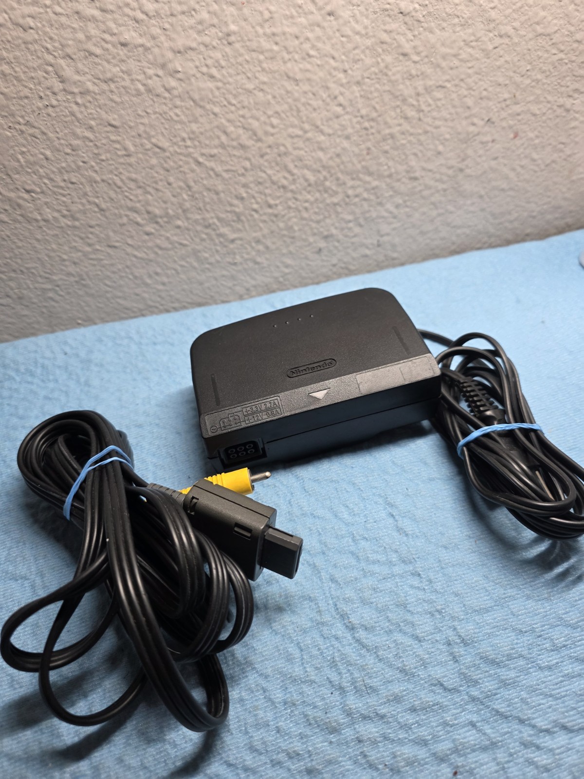 Nintendo 64 Console NUS-001 & OEM Cables – Black – Region Free – Tested