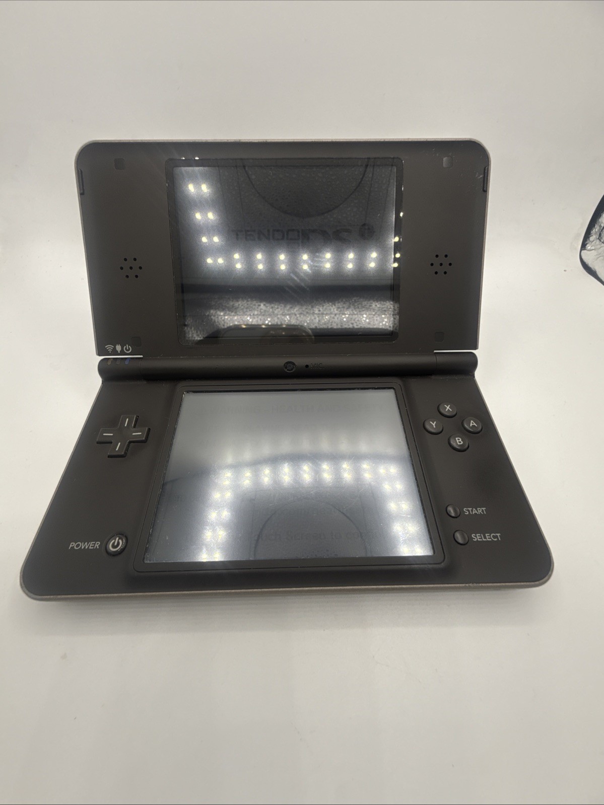 Nintendo DSI XL Handheld Console Bronze UTL-001 Bundle 8 Games, Charger, Stylus