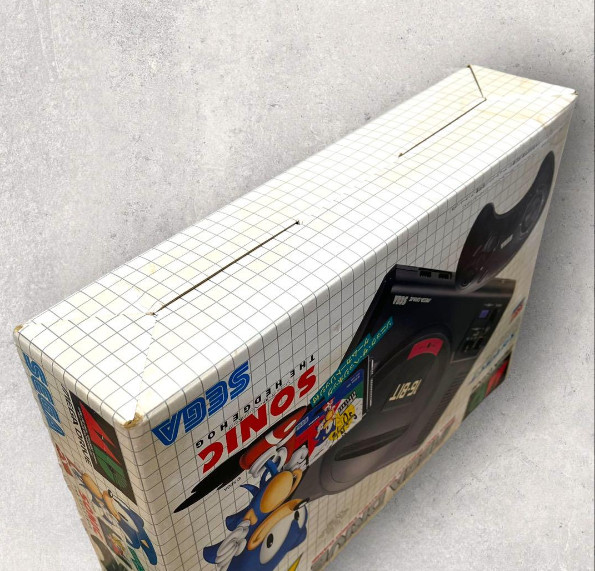 Mega Drive Plus One Sonic the Hedgehog Sega Console Boxed HAA-2510 Video Game