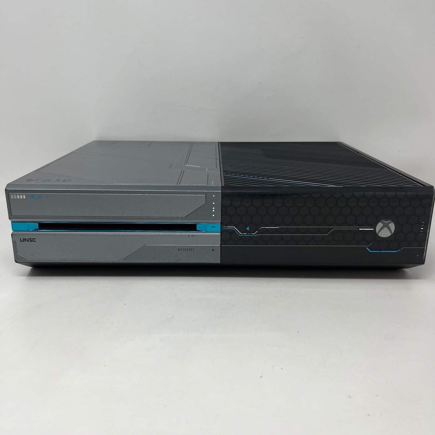 Microsoft Xbox One 1TB Console Gaming System Halo 5: Guardians 1540