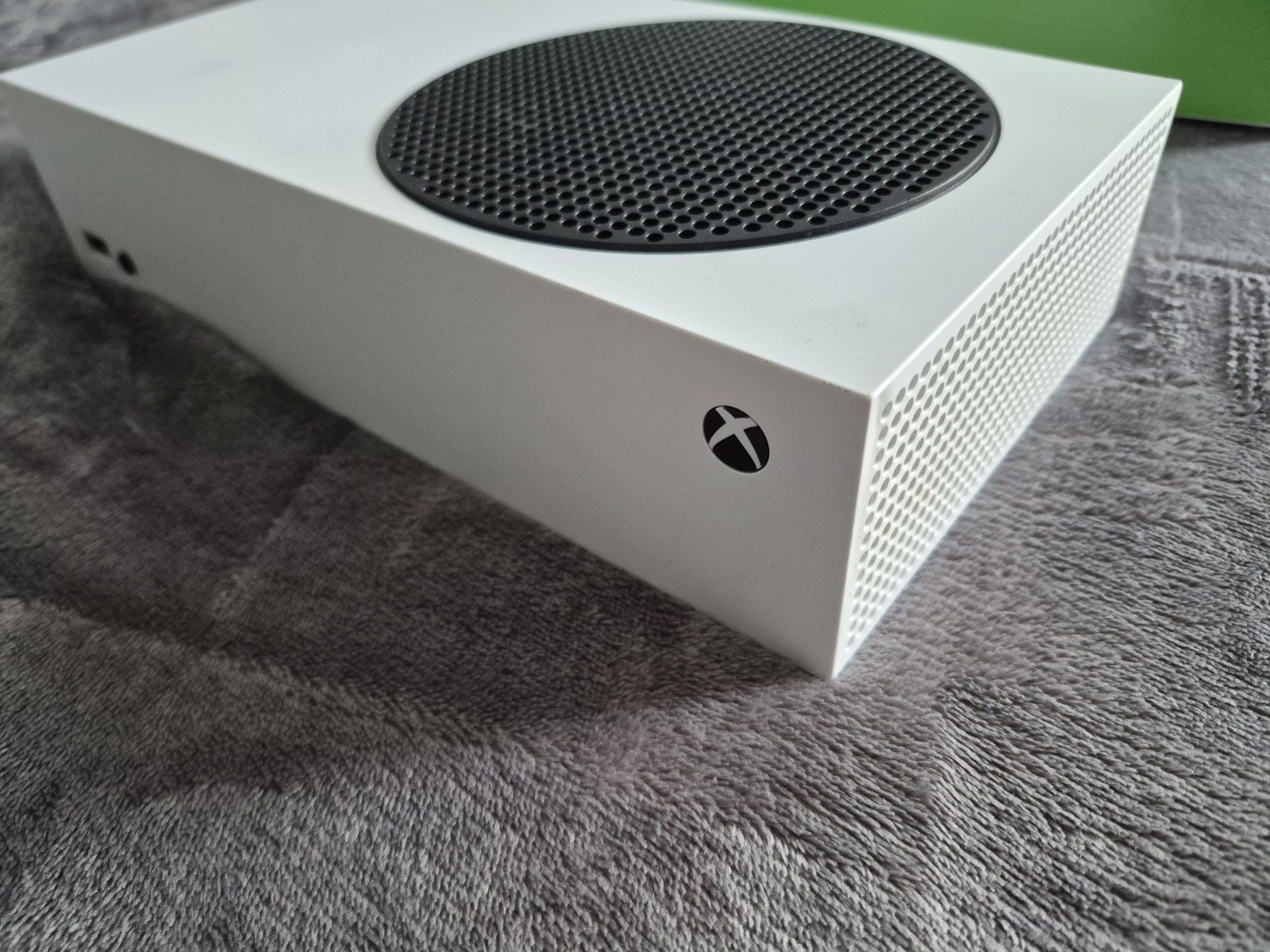 Microsoft Xbox Series S 512GB White Console (RRS00095)