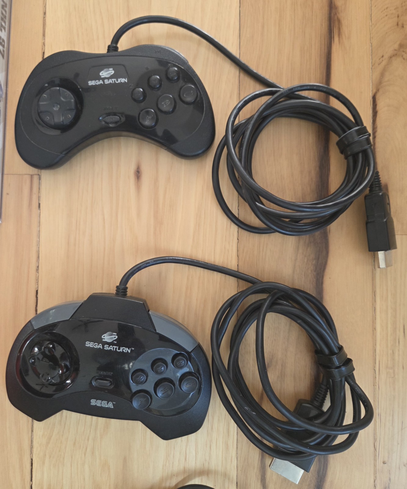 SEGA Saturn Home Console LOT with 18 Games 2 Controllers & MORE!!!