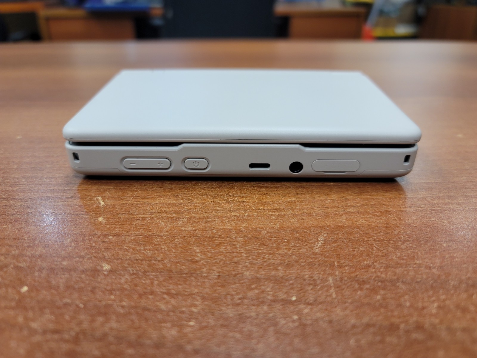AYN Thor Pro 12GB Ram +256GB Storage Snapdragon Gen 2 Rainbow Color! LQQK 🎮 🔥