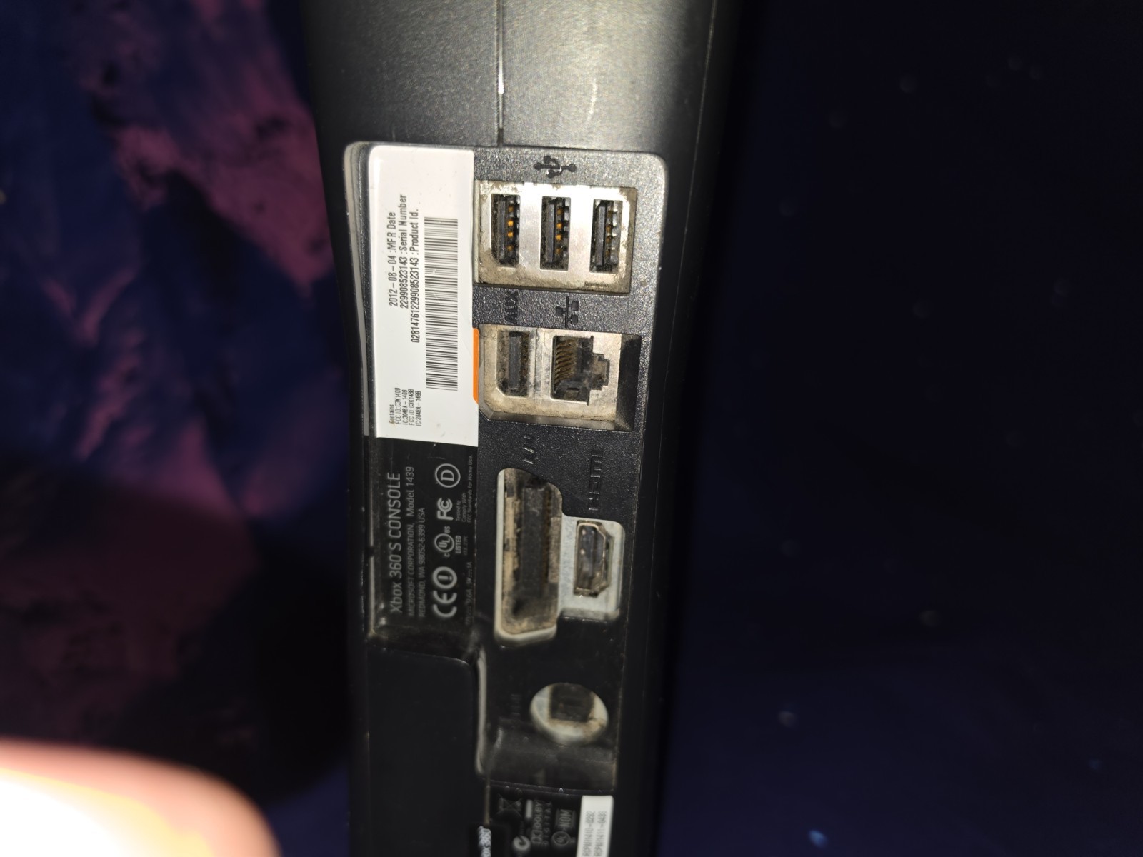 2 Microsoft Xbox 360 selling for parts. none tested