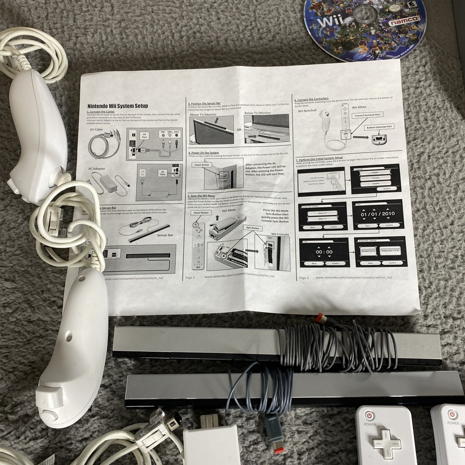 wii console bundle W/4 Controllers Extra Game Cords 2 Games. As Is. Tested Works