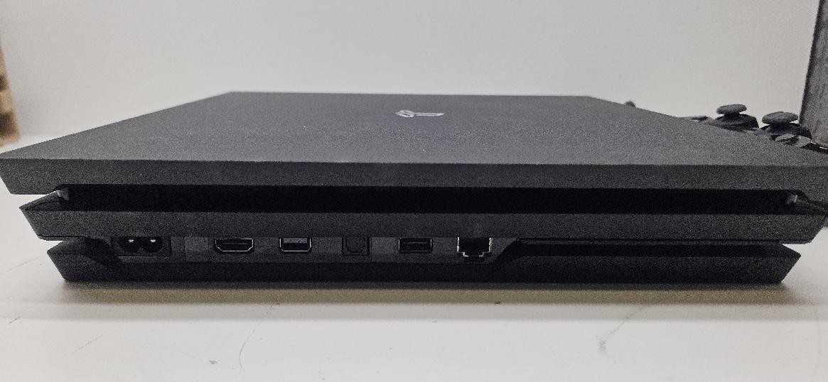 SONY PS4 – SYSTEM PRO – CUH-7215B – 1TB (P28019624)